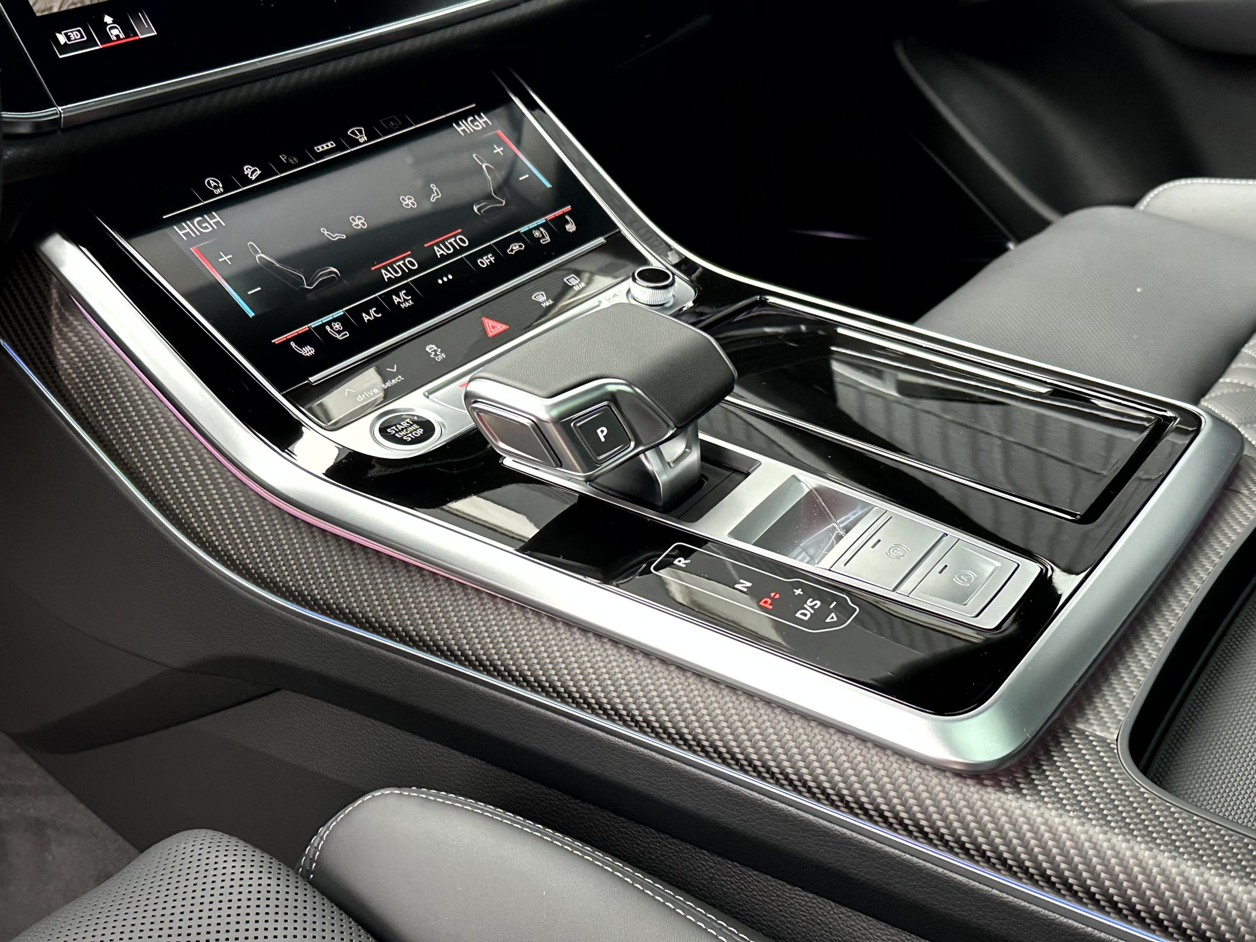 Audi Q8 50 TDI Quattro S-Line Allradlenkung Carbon Pano Luftfederung