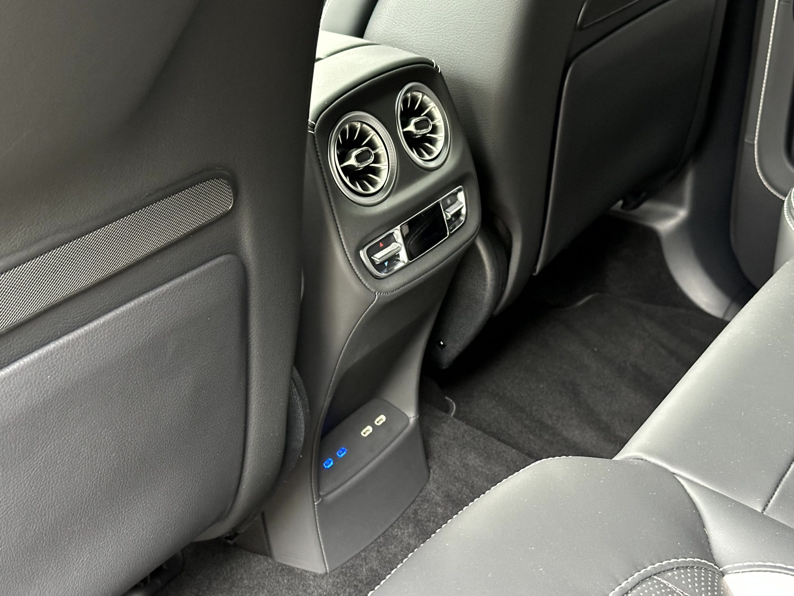 Mercedes Benz G63 AMG