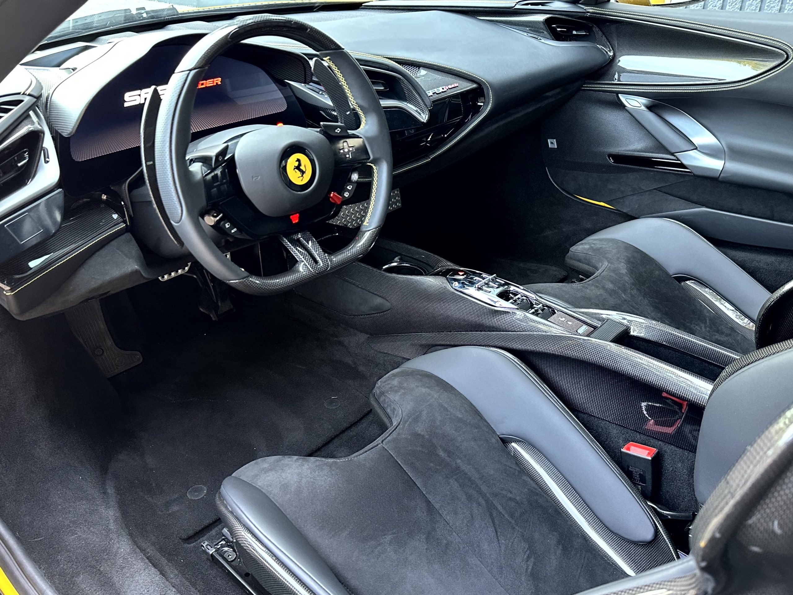 Ferrari SF90 Spider Assetto Fiorano Carbon