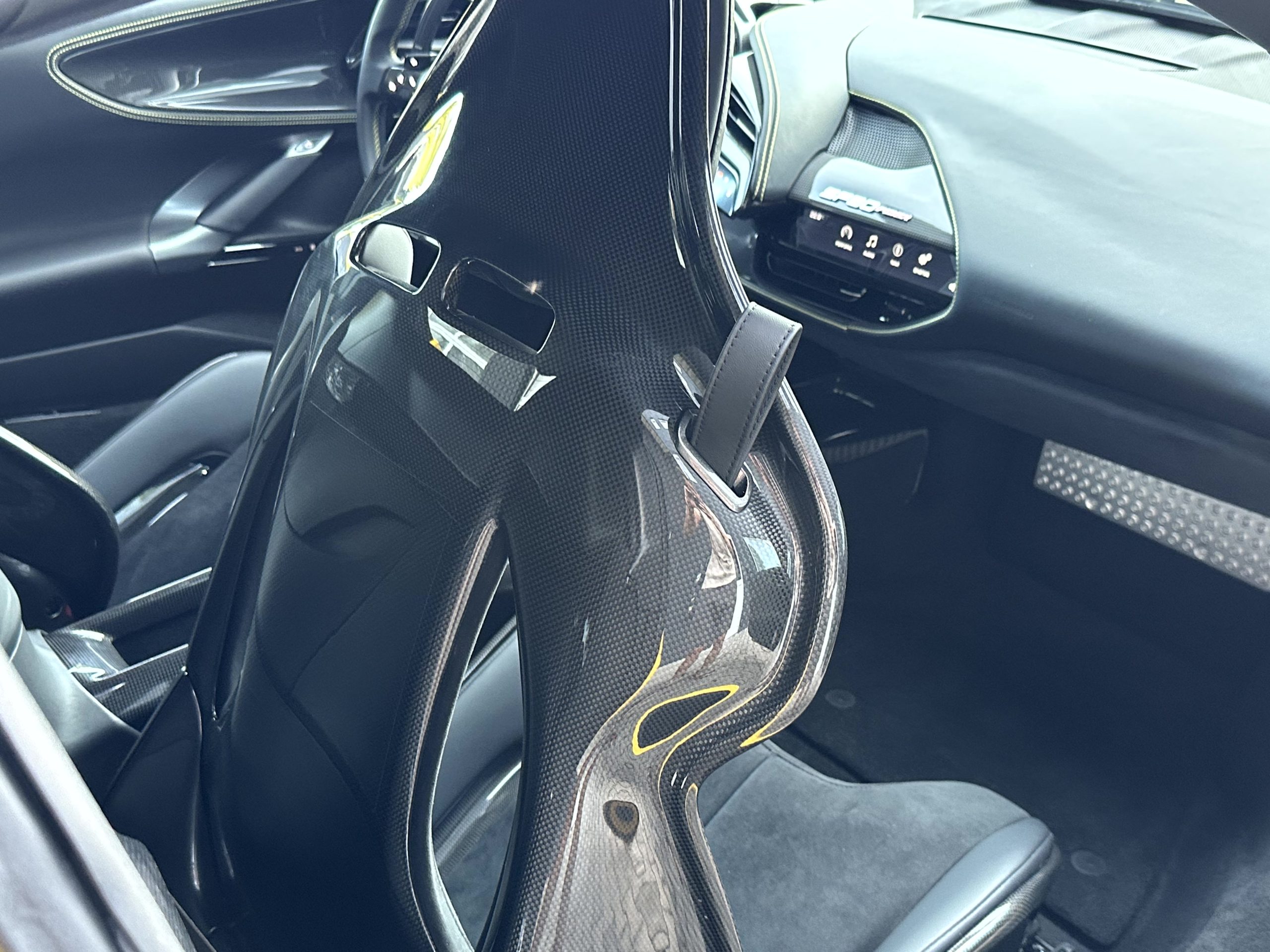 Ferrari SF90 Spider Assetto Fiorano Carbon