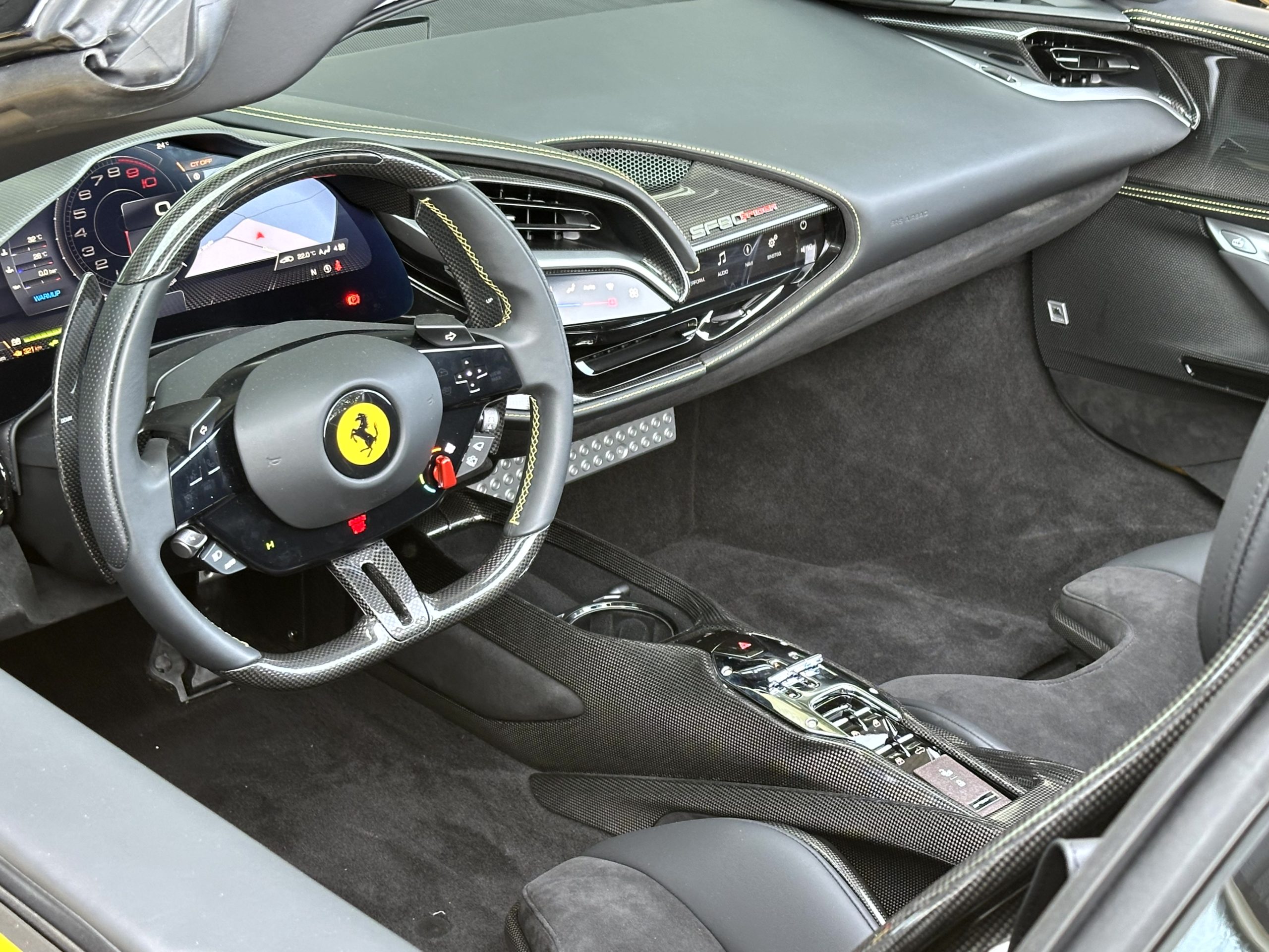 Ferrari SF90 Spider Assetto Fiorano Carbon
