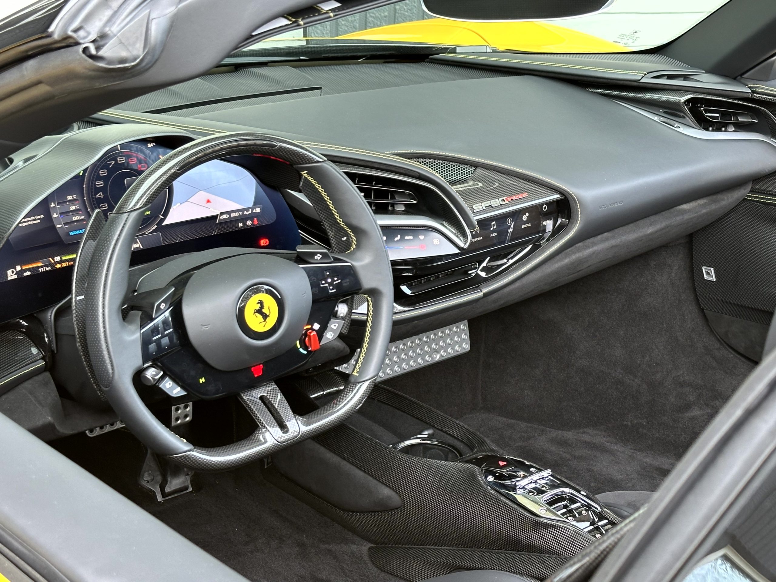 Ferrari SF90 Spider Assetto Fiorano Carbon