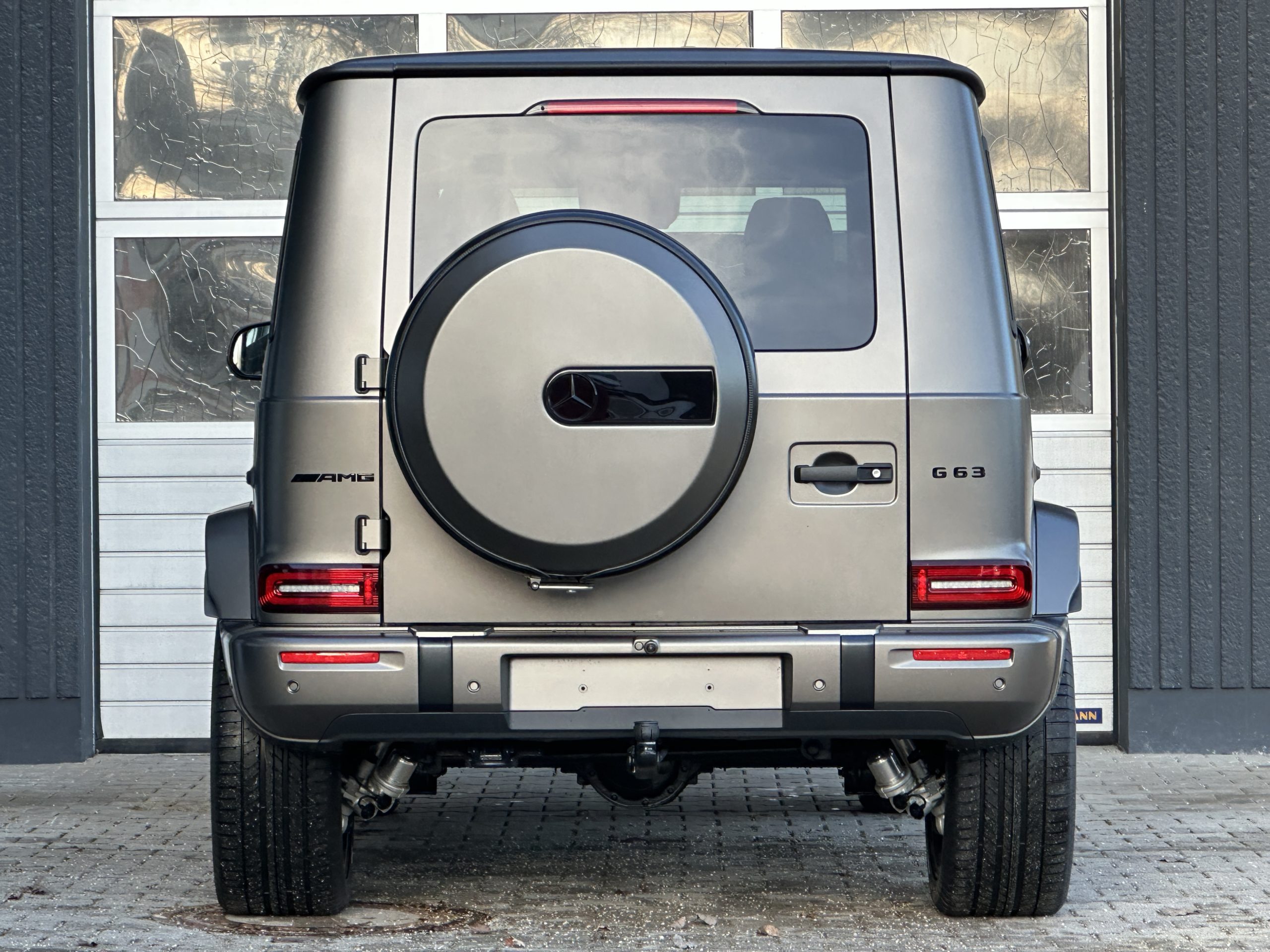 Mercedes Benz G63 AMG