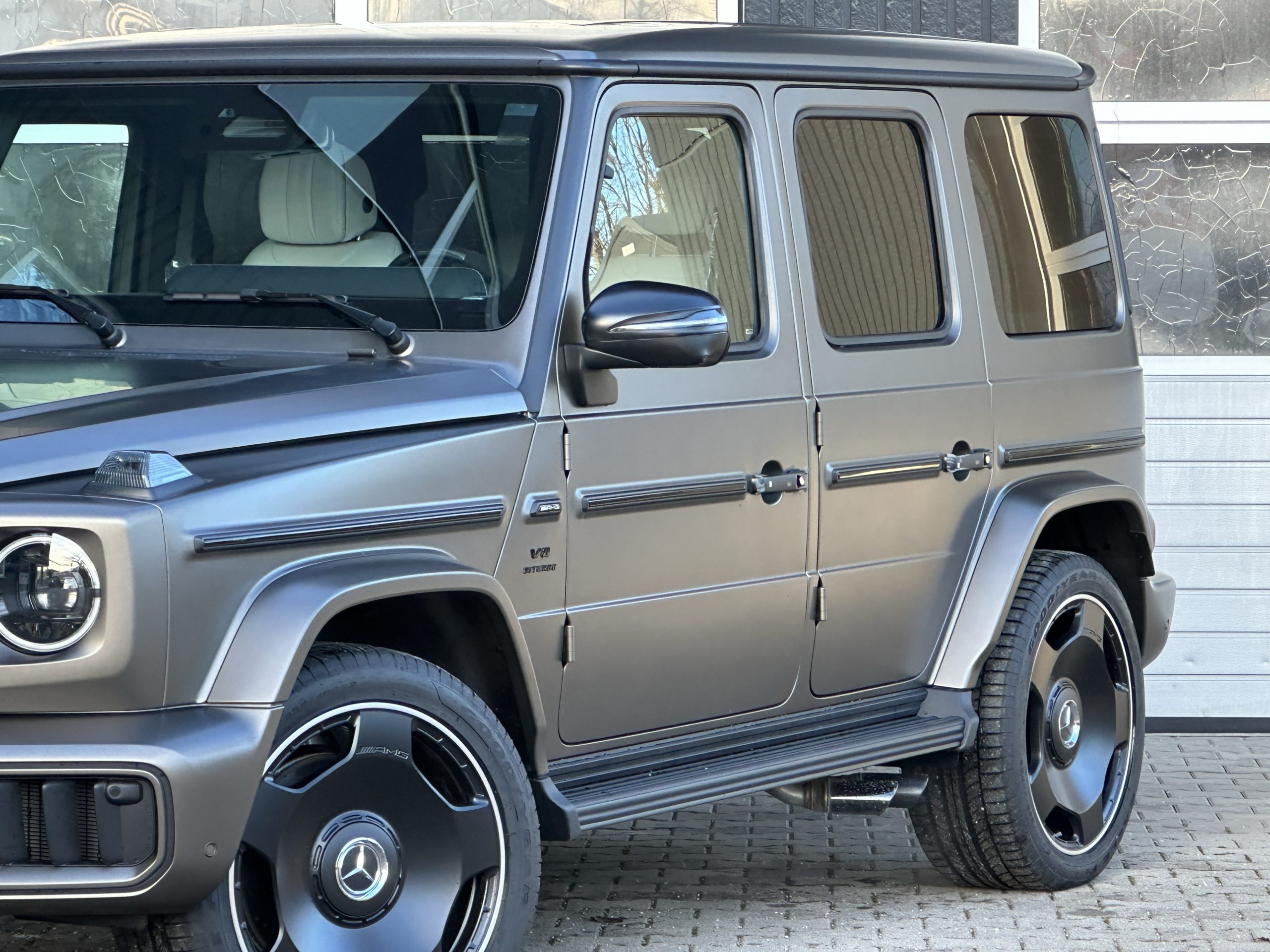 Mercedes Benz G63 AMG