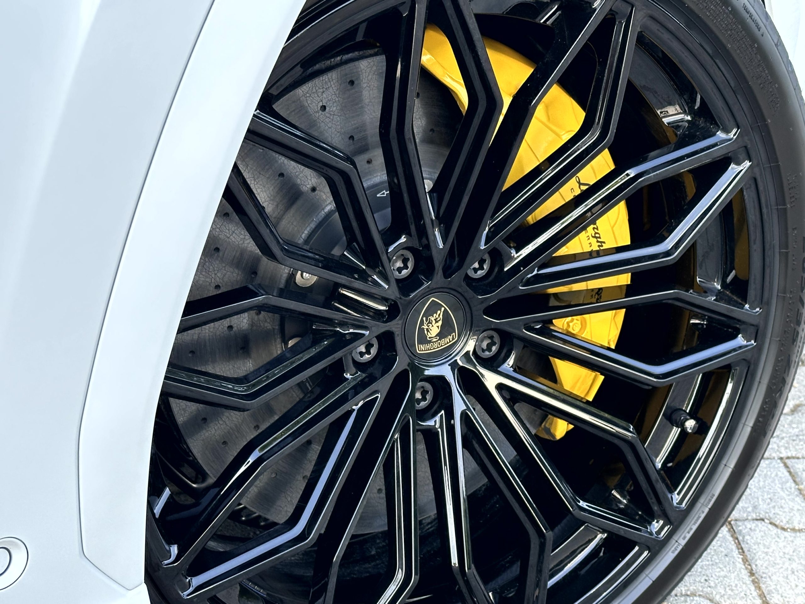 Lamborghini URUS 4.0 SE MY2026 B&O PANO MASSAGE DARK FULL
